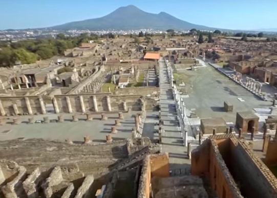 Pompei Center Life Atmosphere Pompeia Exterior foto
